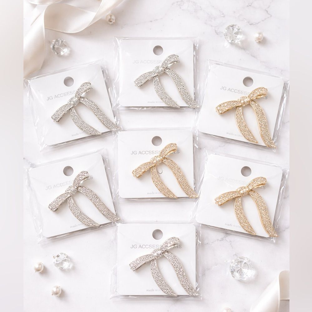 8 PC Rhinestone Bow Brooch Bundle Silver & Gold Tone Sparkly Ribbon Pins NEW